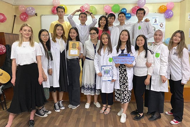 Cheerful and resourceful: an intellectual game took place at the Faculty of Medicine «Chemistry in Medicine»